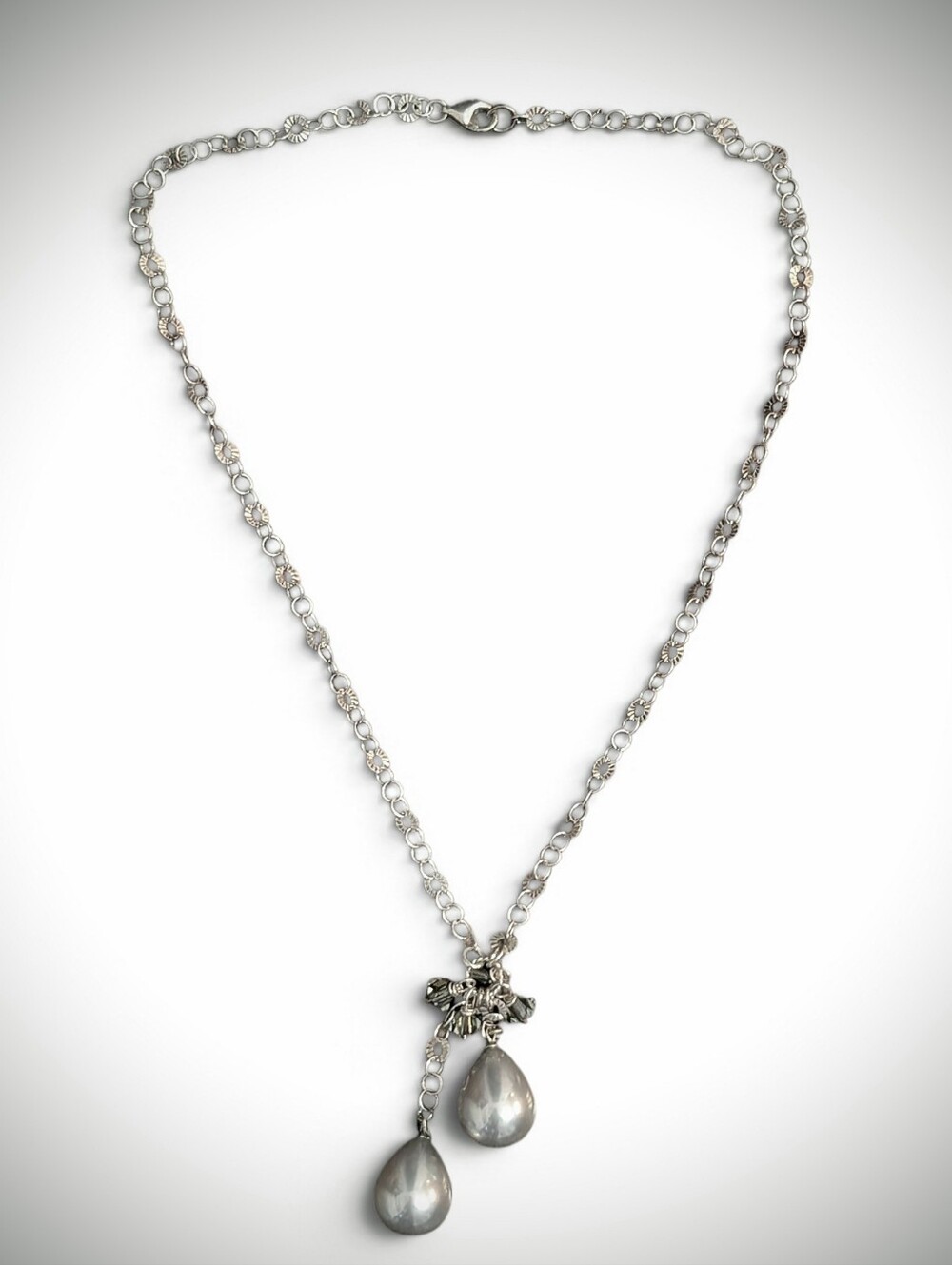 Vintage 1980s 925 Sterling Silver Drop Pearls and Beads Pendant Necklace